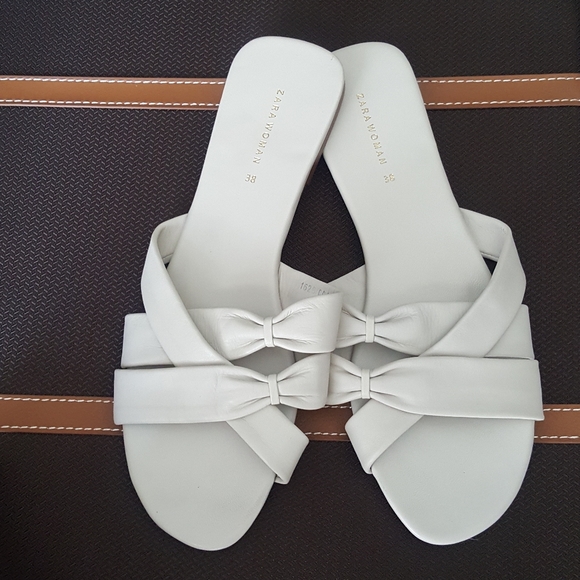Zara! Bow cross detail leather sandals! US7.5, EU38 - Picture 6 of 7